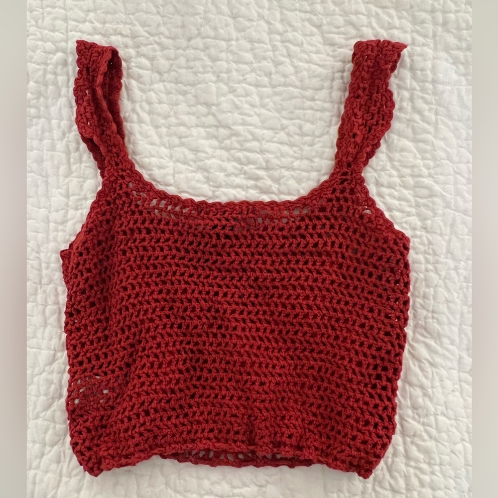 Red crop top - Picture 2 of 2